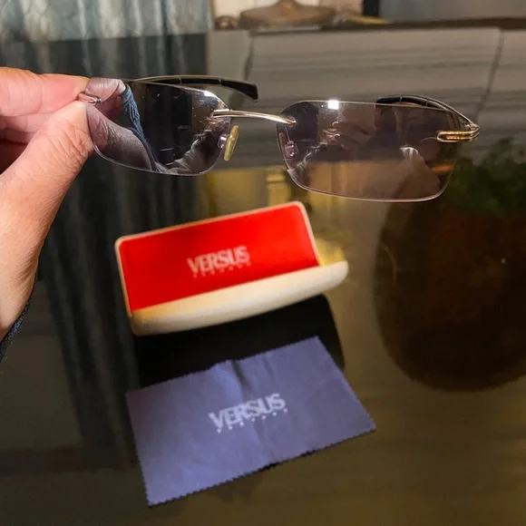 Versus by Versace sunglasses - Picture 1 of 4